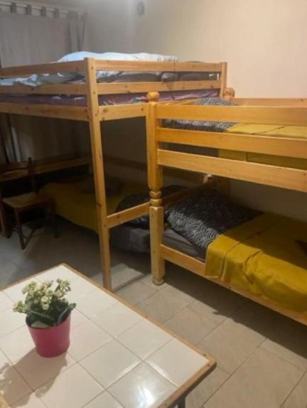 Leleka Hostel Esbly 外观 照片