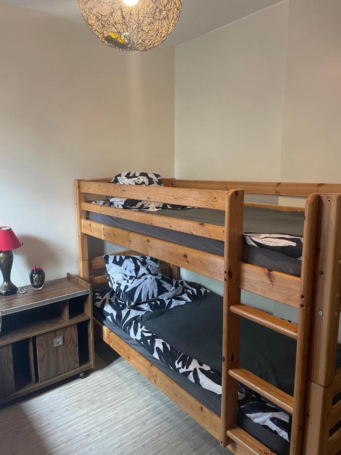 Leleka Hostel Esbly 外观 照片